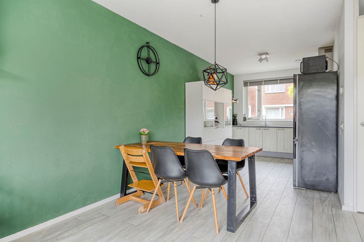Photo 4 of Johan Metzelaarstraat 33