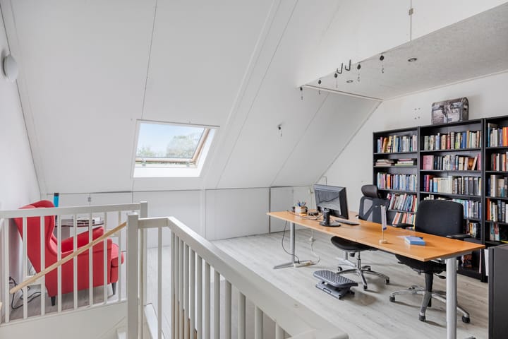 Foto 5 van Johan Metzelaarstraat 33