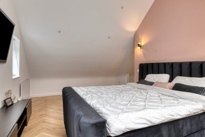 Foto 34 van Broek 17