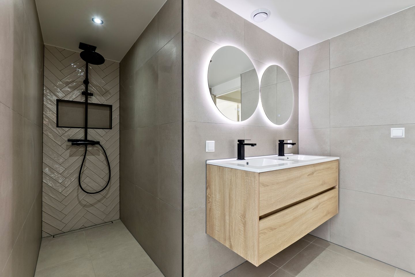 Foto 25 van Burgemeester Knappertlaan 176-A