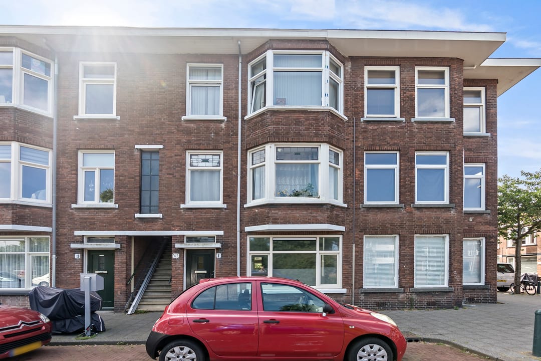 Photo 1 of Van der Hoopstraat 1