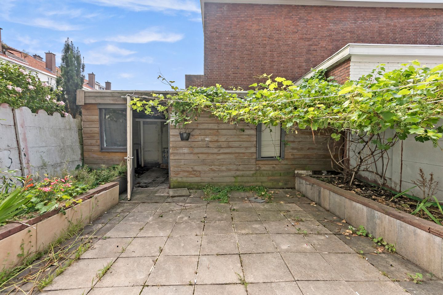 Photo 29 of Van der Hoopstraat 1