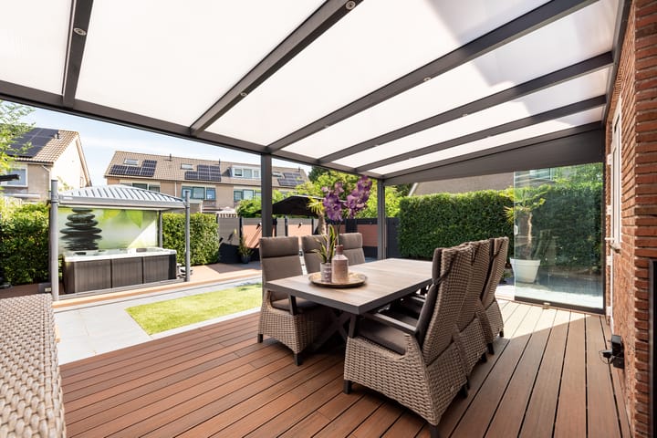 Foto 12 van Kanaalweg 2