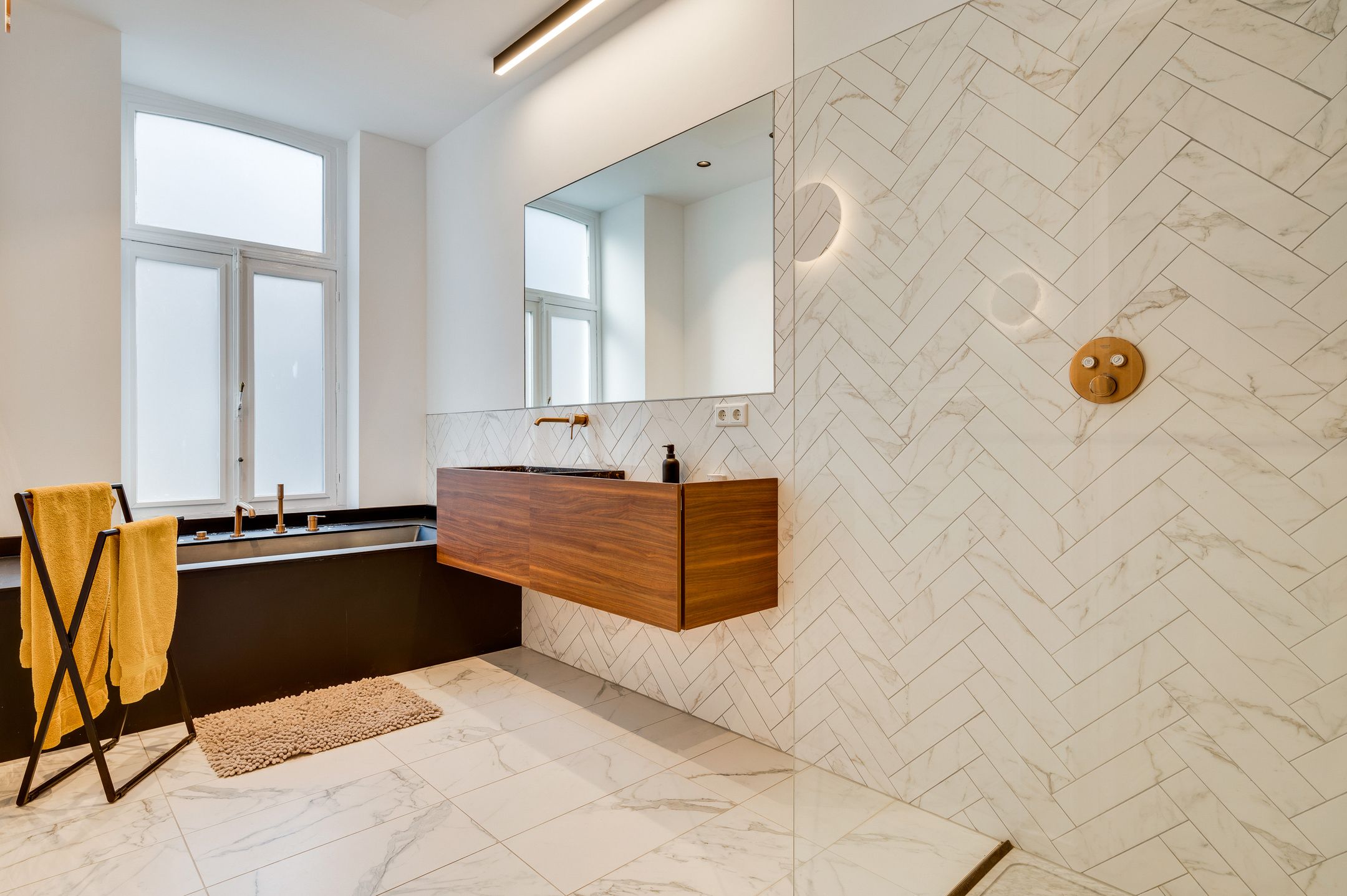 Foto 12 van Wycker Grachtstraat 10-B