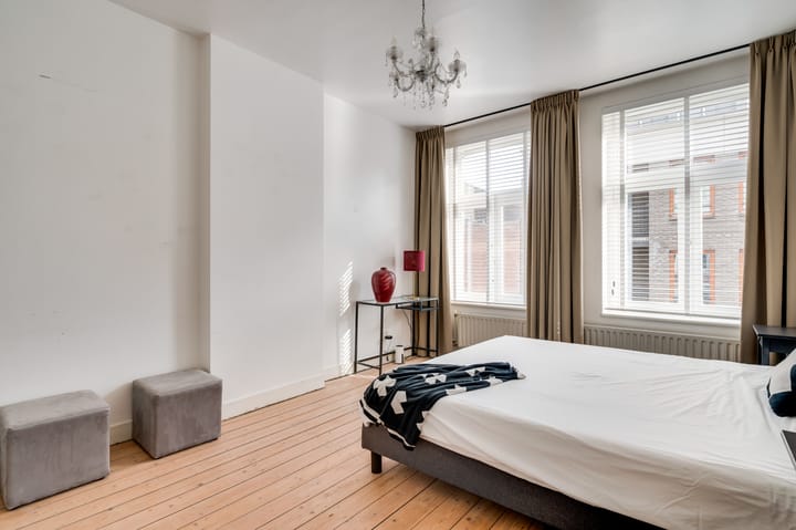 Photo 16 of Wycker Grachtstraat 10-B