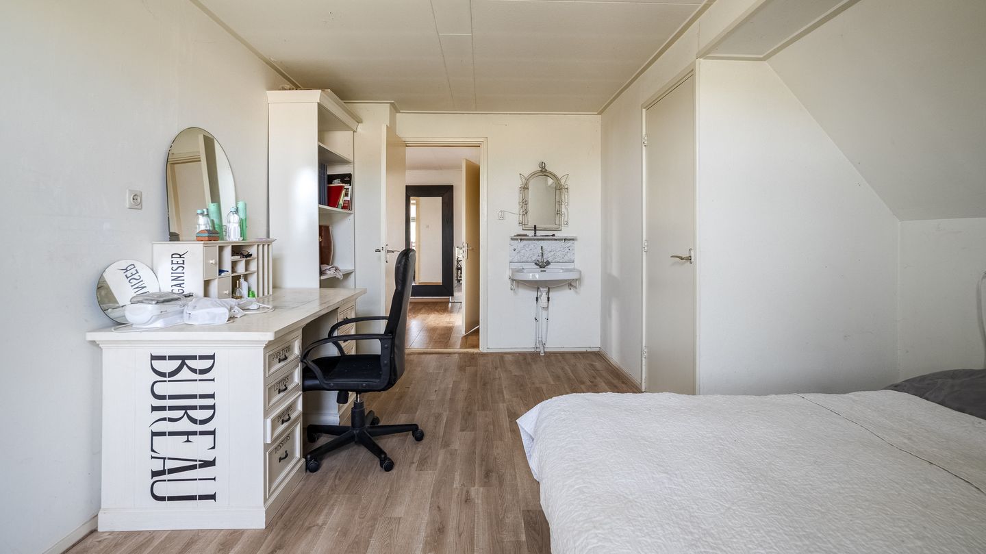 Photo 14 of Oosteinde 164-A