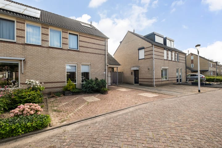 Foto 6 van Zonnebloempad 40