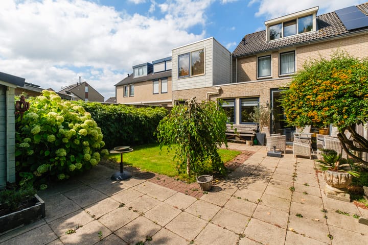 Foto 28 van Zonnebloempad 40