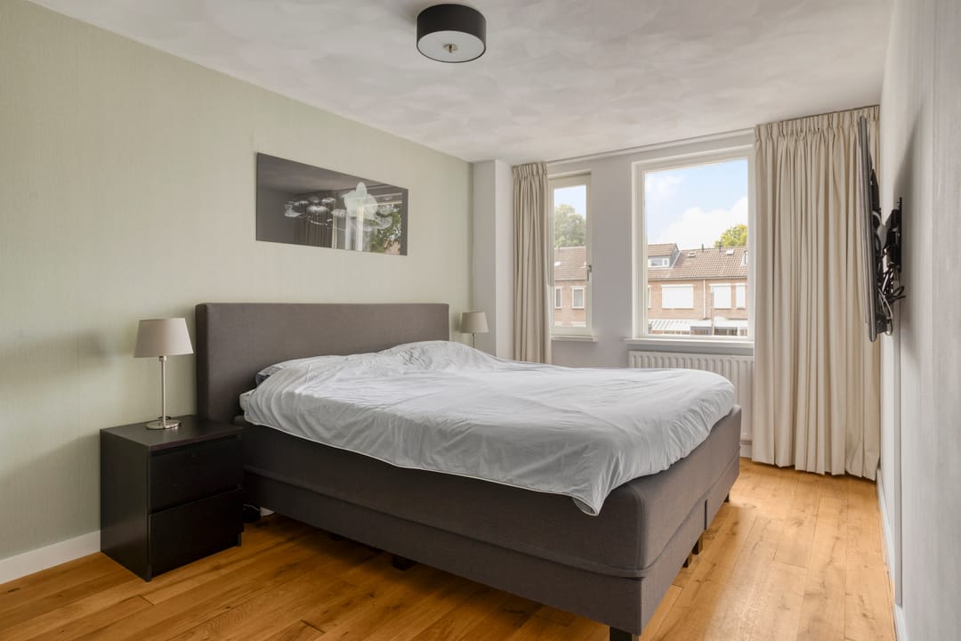 Foto 26 van van Mellincrodestraat 32