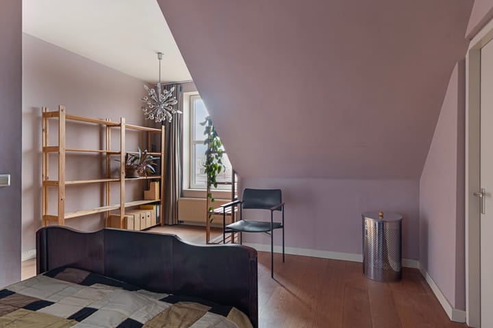 Foto 12 van Van Hilligaertstraat 172