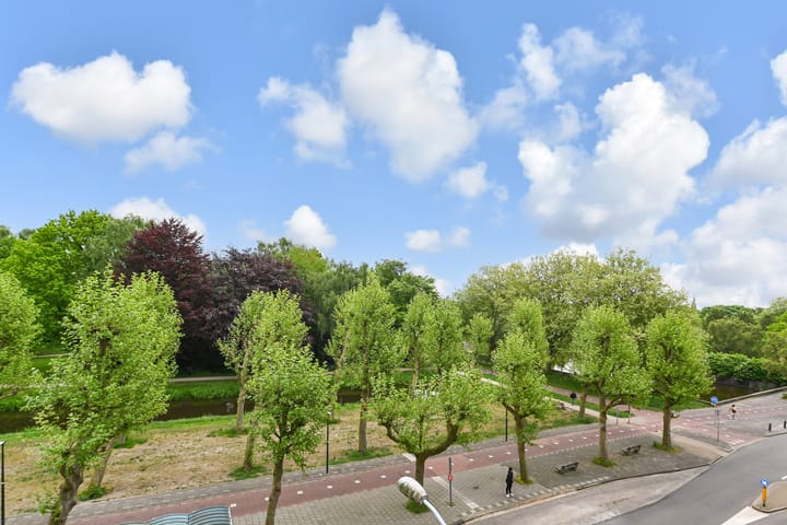 Photo 5 of Spinozalaan 38-E