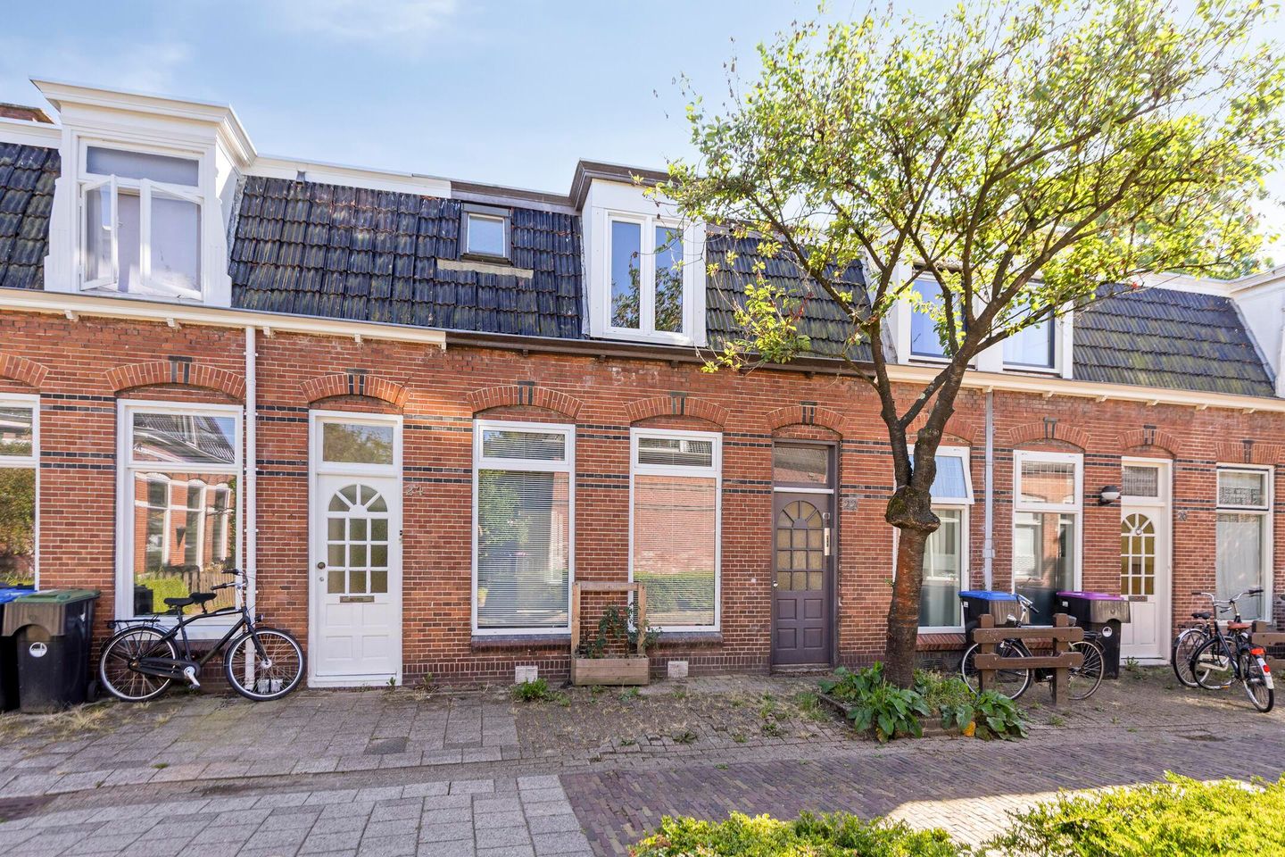 Photo 1 of Pieterseliestraat 22