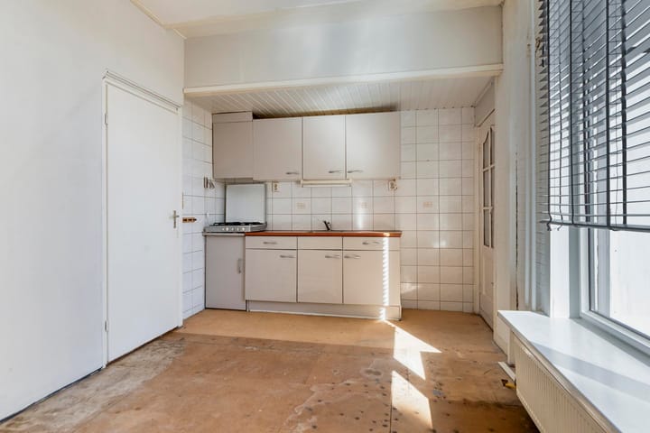 Photo 9 of Pieterseliestraat 22