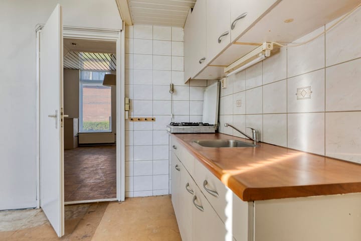 Photo 11 of Pieterseliestraat 22