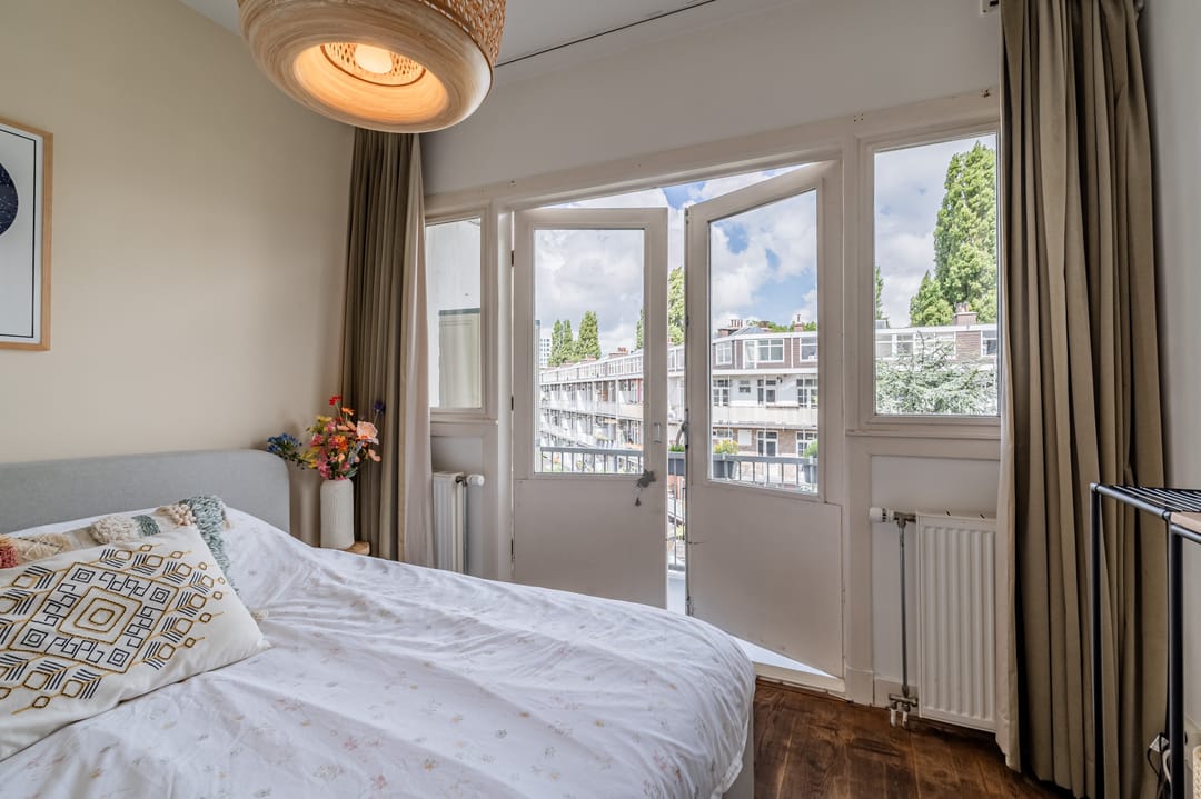 Foto 22 van Admiraal De Ruijterweg 382-3