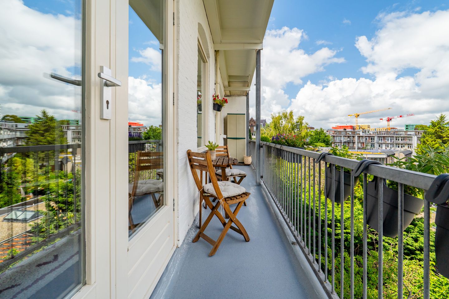 Foto 25 van Admiraal De Ruijterweg 382-3