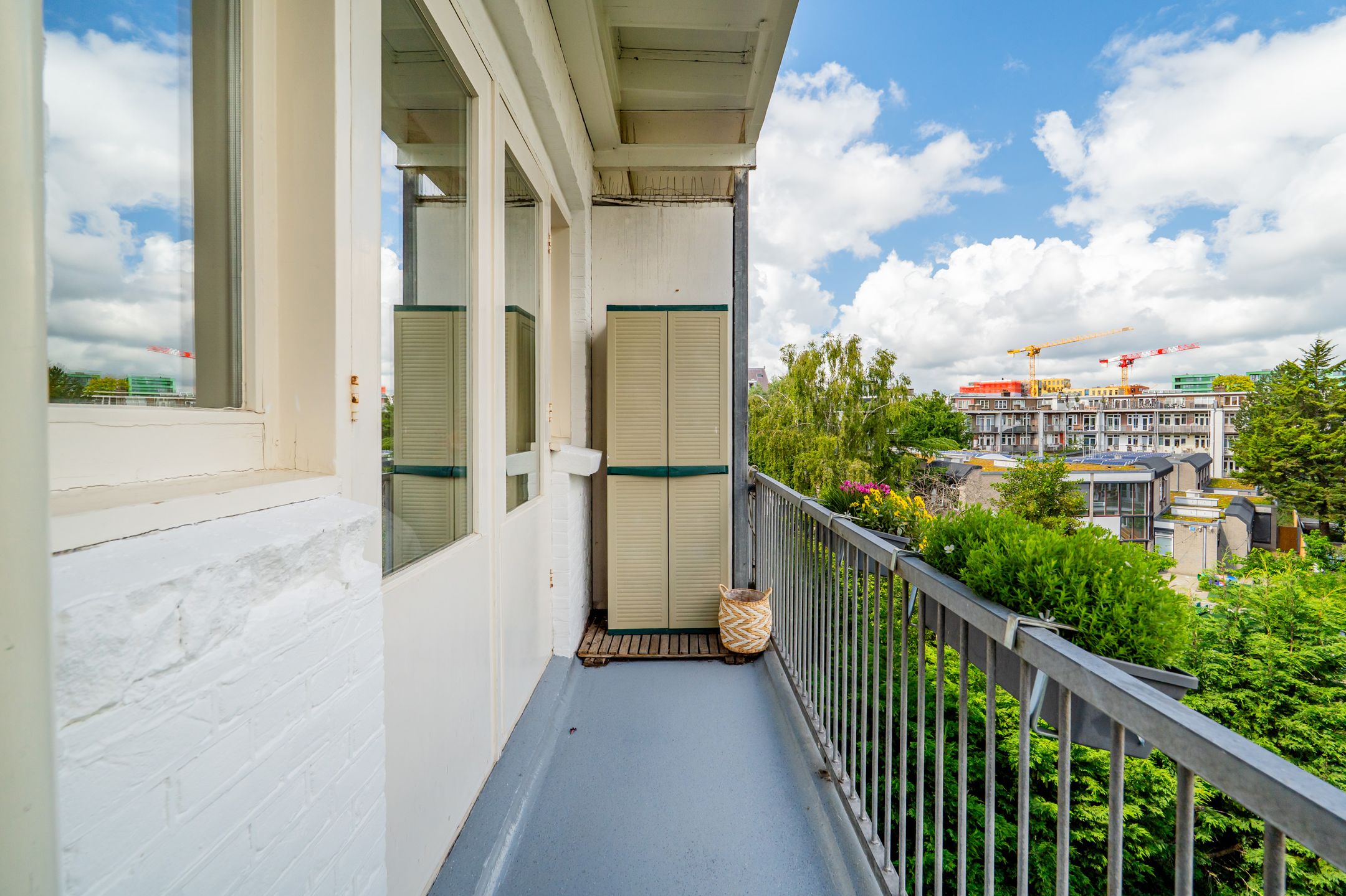 Foto 27 van Admiraal De Ruijterweg 382-3