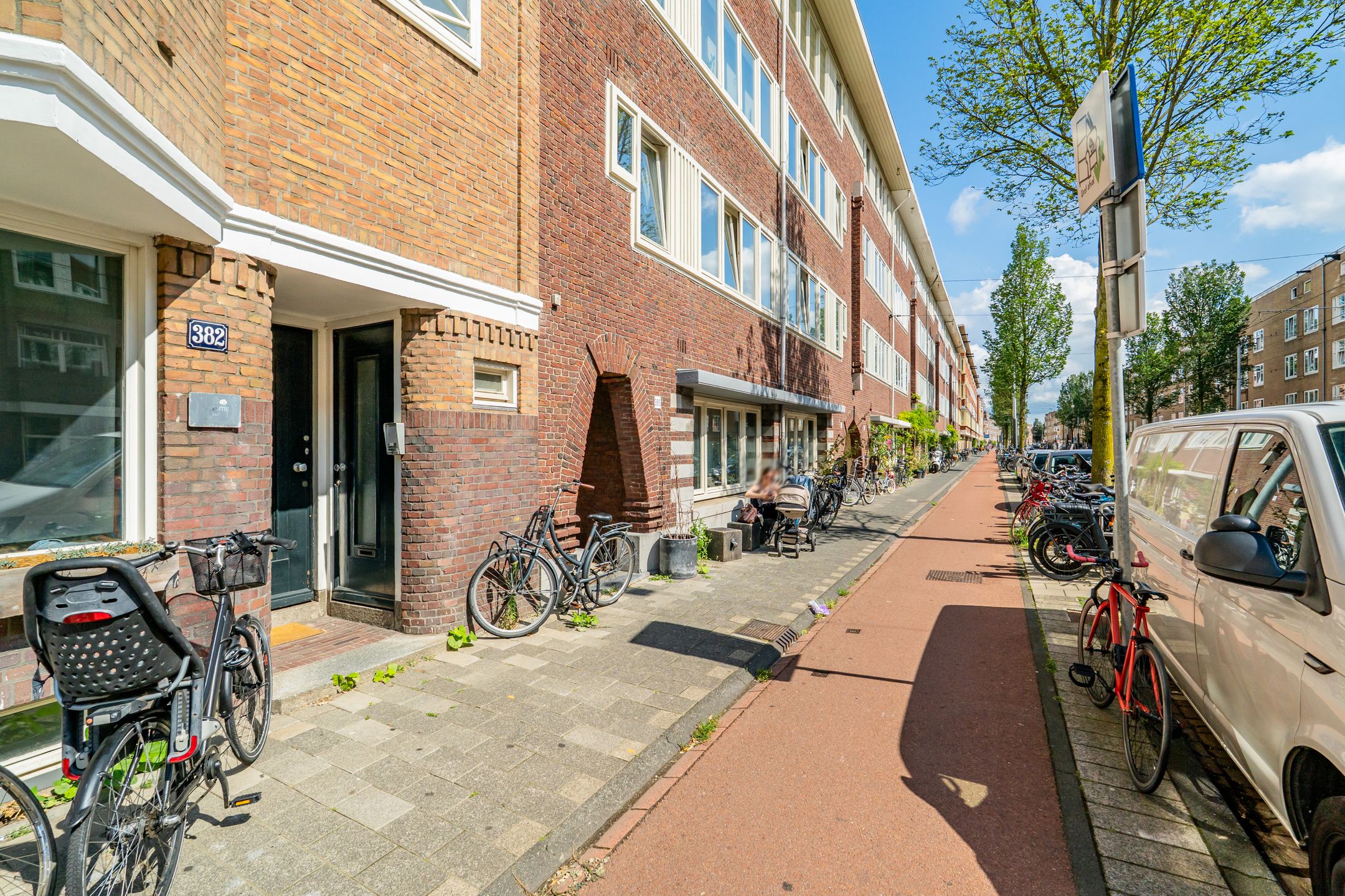 Foto 48 van Admiraal De Ruijterweg 382-3