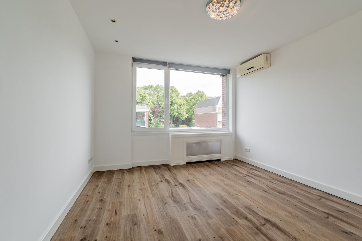 Foto 20 van De Pauwentuin 22