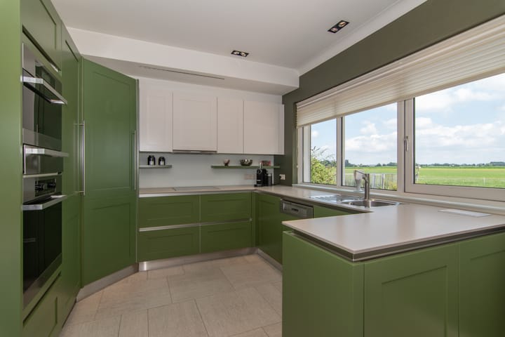 Foto 11 van Middelweg 5