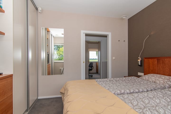 Foto 19 van Middelweg 5