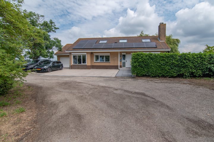 Foto 54 van Middelweg 5