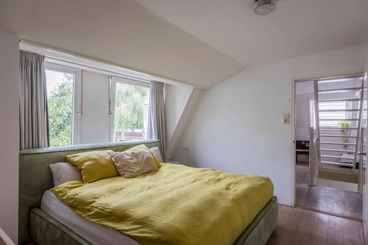 Foto 40 van Oudwijkerdwarsstraat 102