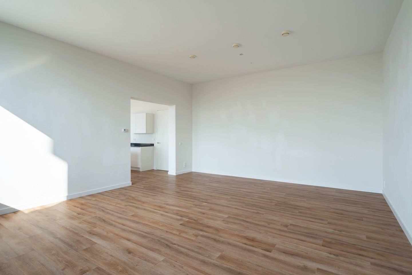 Photo 10 of Anna van Buerenplein 70