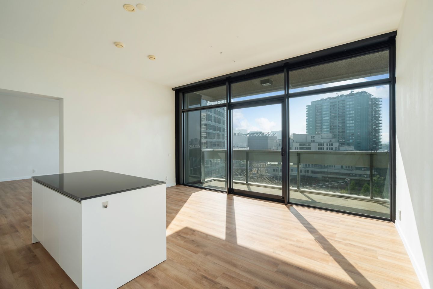 Photo 14 of Anna van Buerenplein 70