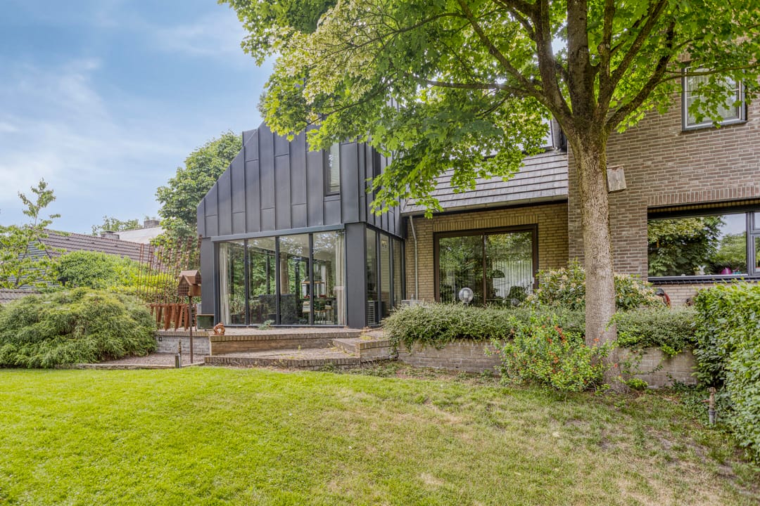 Photo 43 of Hurk 209