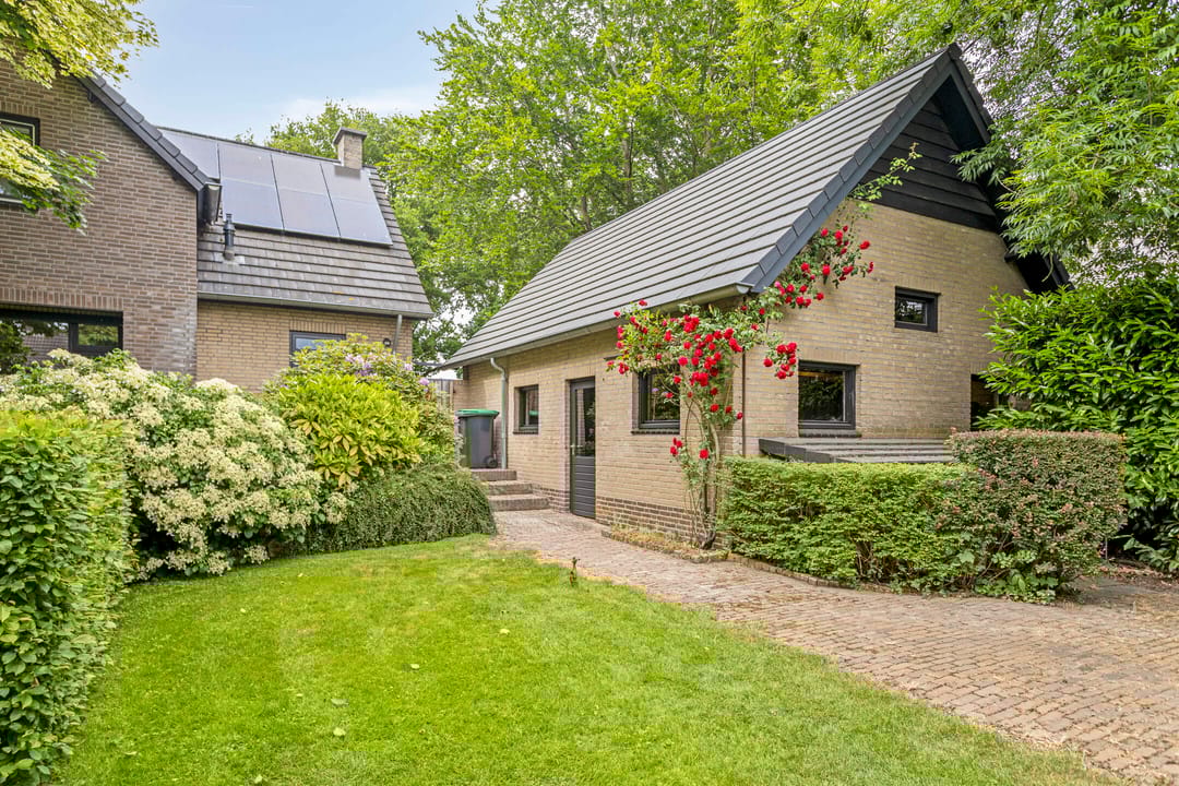 Photo 46 of Hurk 209