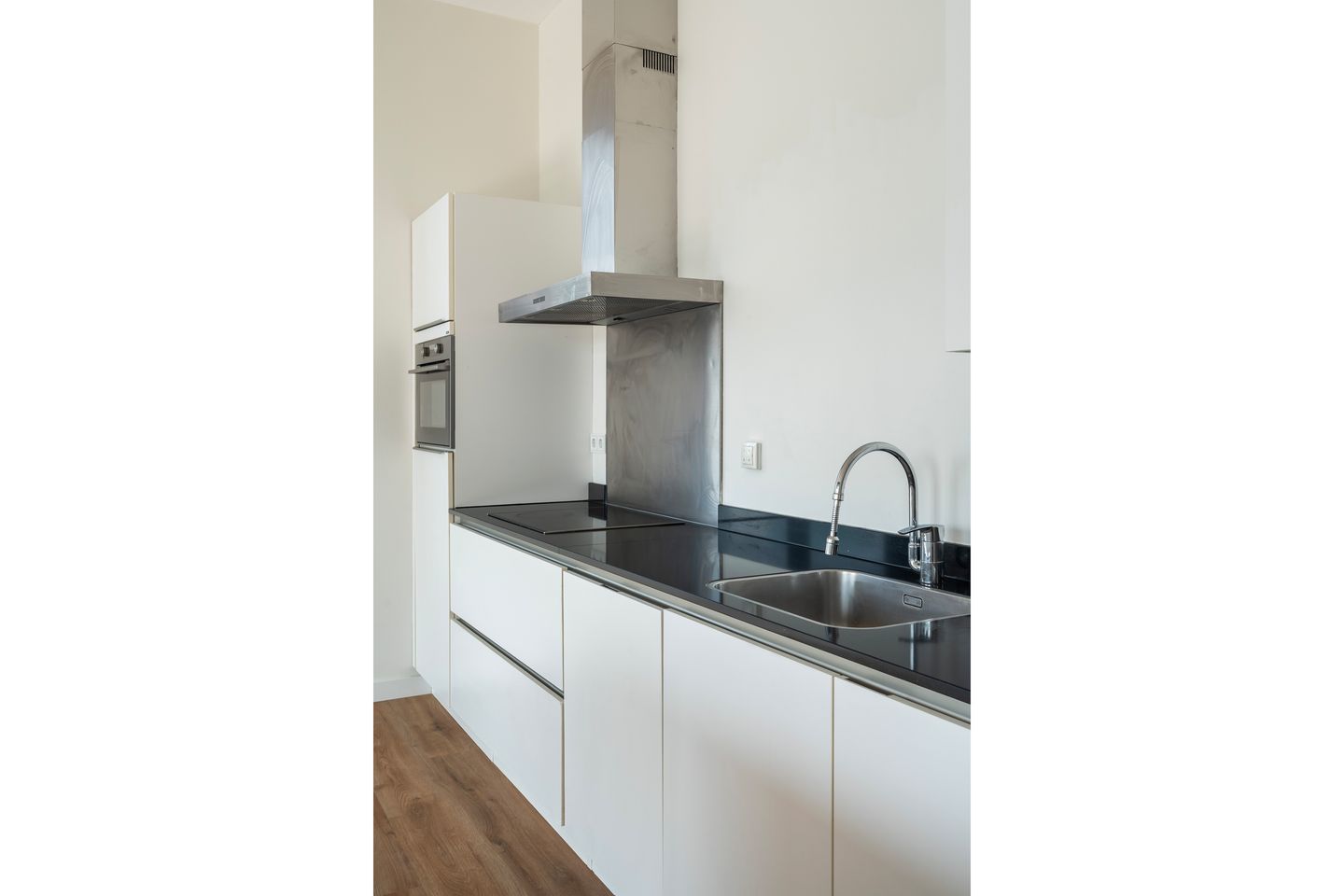 Photo 19 of Anna van Buerenplein 70