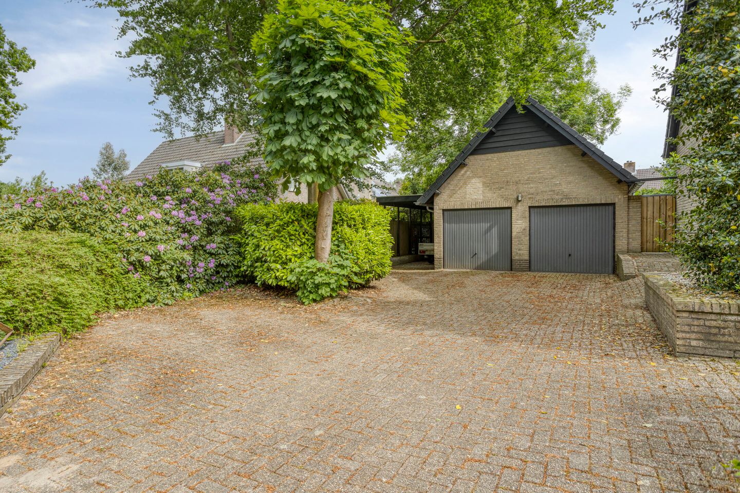 Photo 49 of Hurk 209