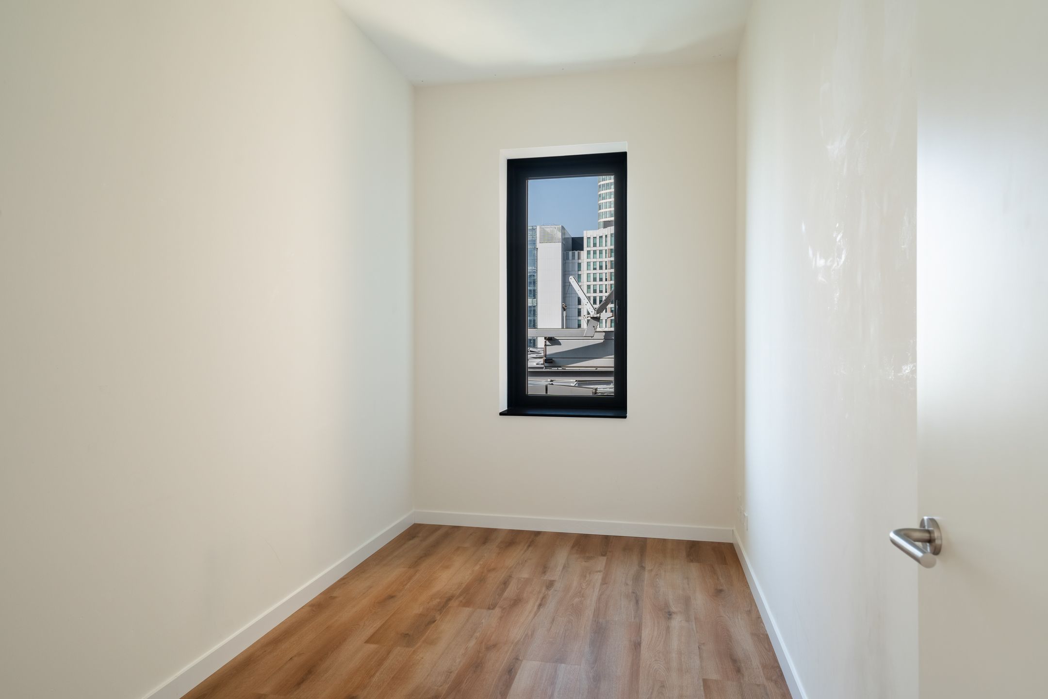 Photo 27 of Anna van Buerenplein 70