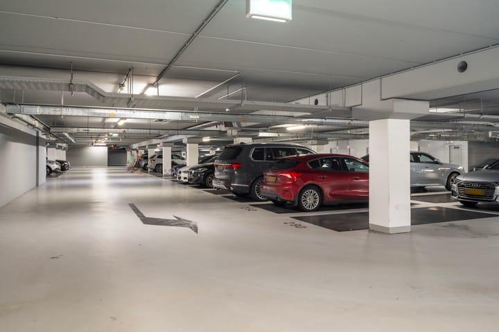 Foto 45 van Anna van Buerenplein 70