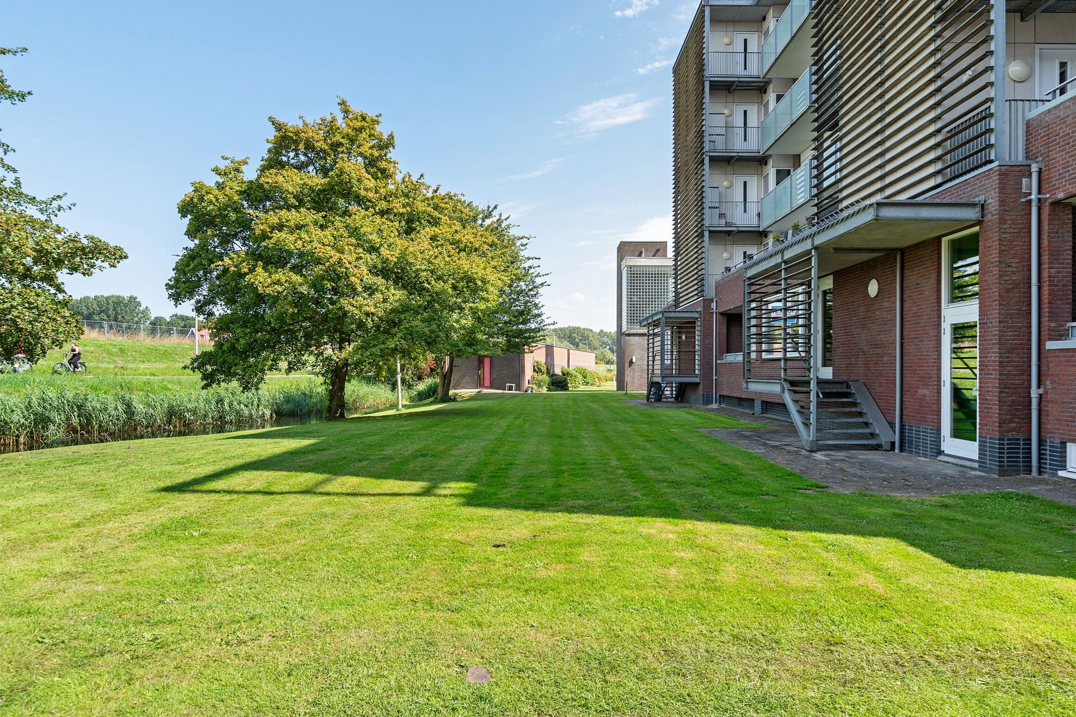 Foto 36 van Hermanus Reyntjeslaan 84-A