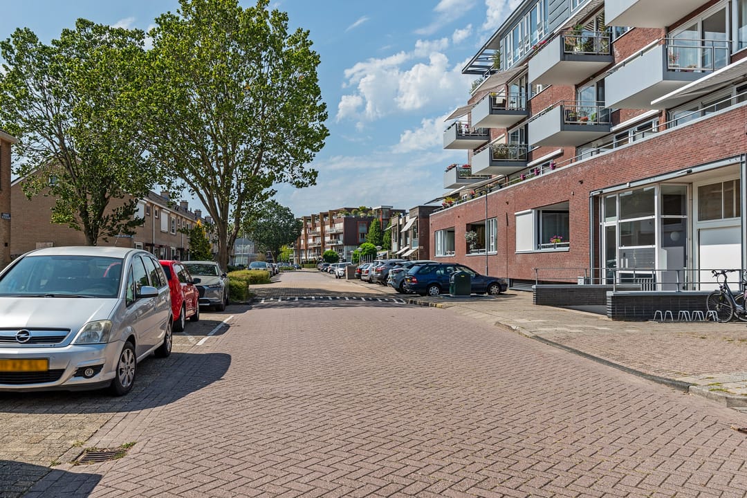 Foto 38 van Hermanus Reyntjeslaan 84-A