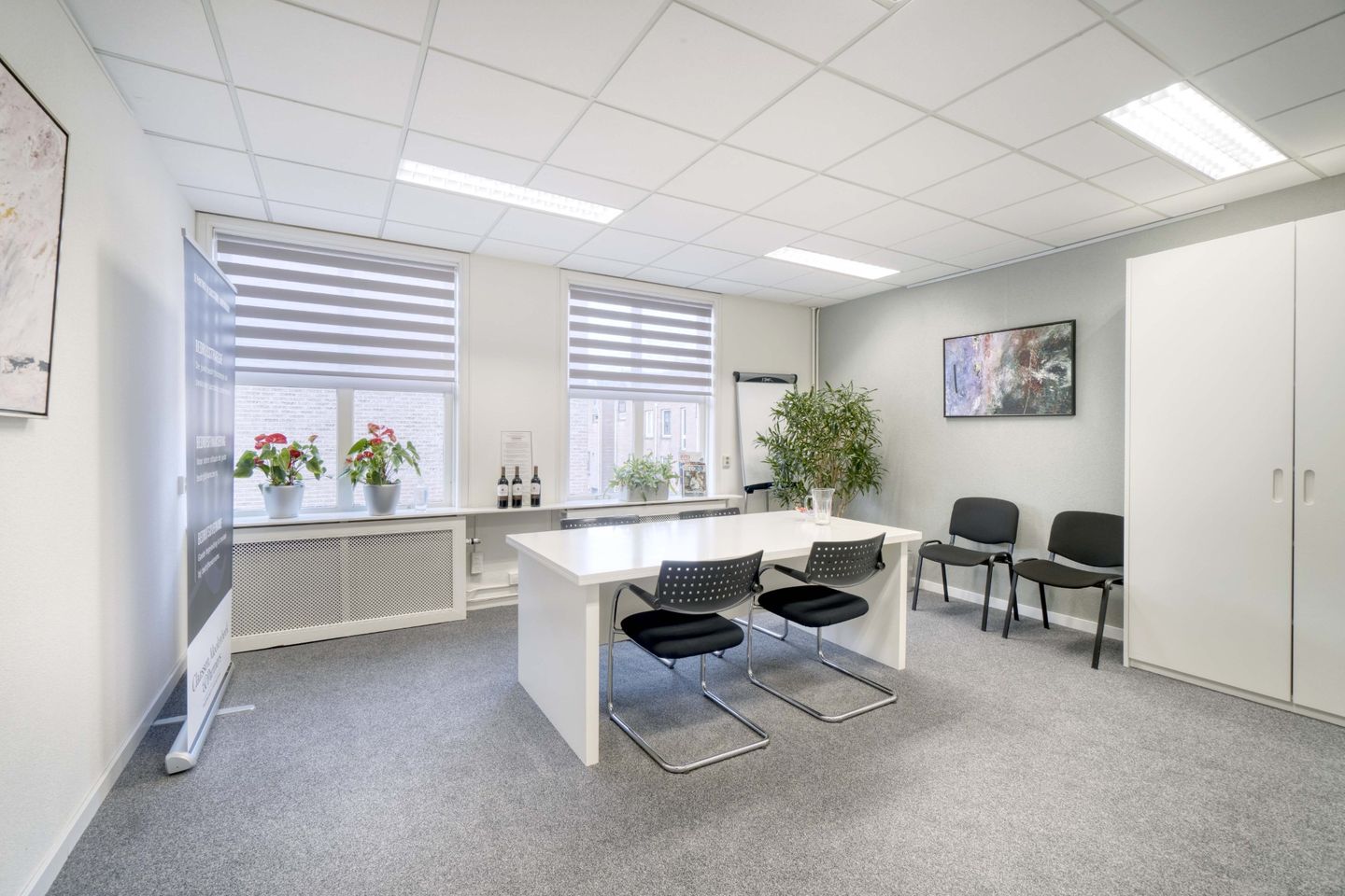 Bekijk foto 2 van Wilhelminalaan 2