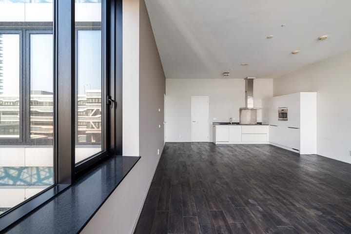 Foto 11 van Anna van Buerenplein 97