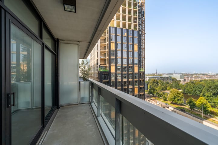 Foto 16 van Anna van Buerenplein 97