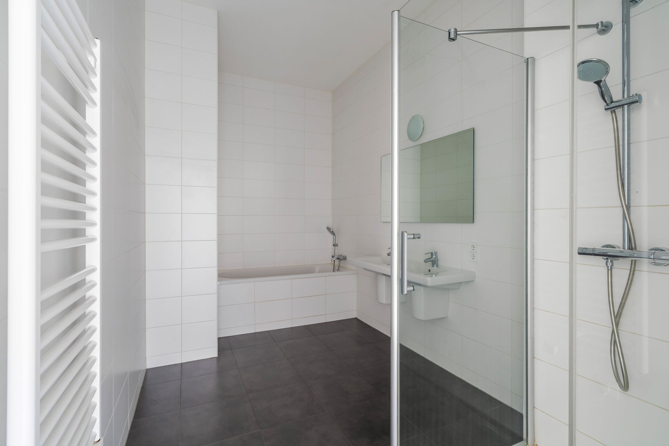 Foto 30 van Anna van Buerenplein 97