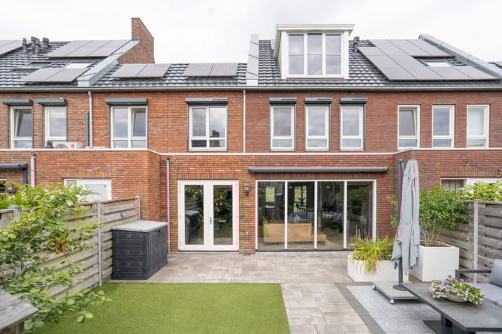 Foto 40 van Huzaar 8