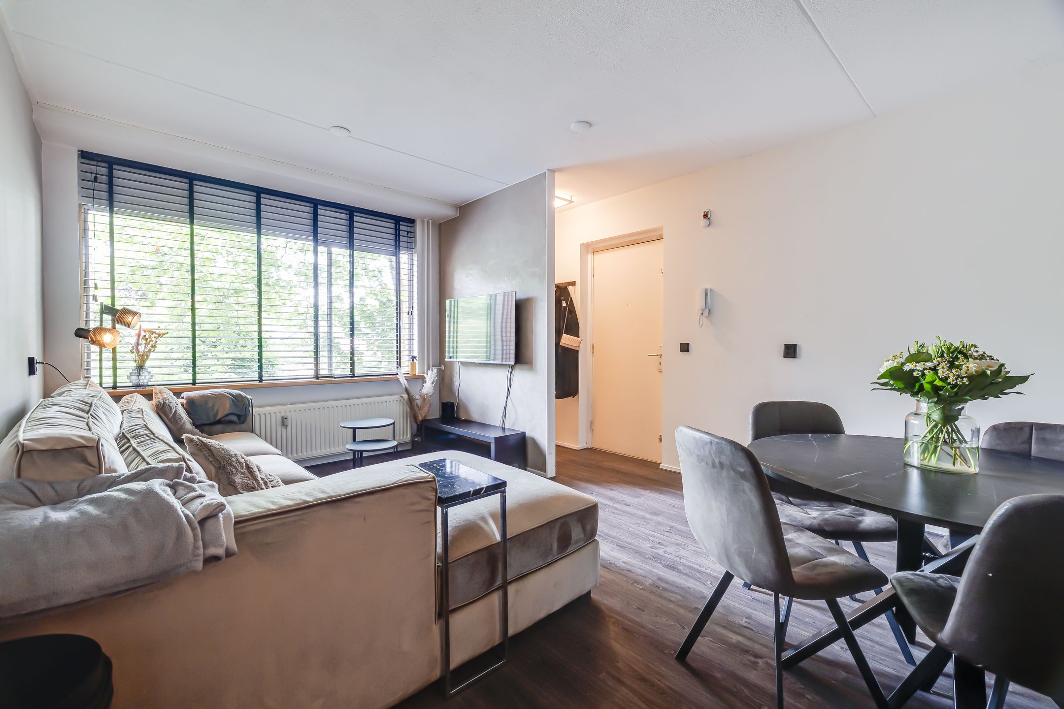 Foto 3 van Houtsnijdershorst 105