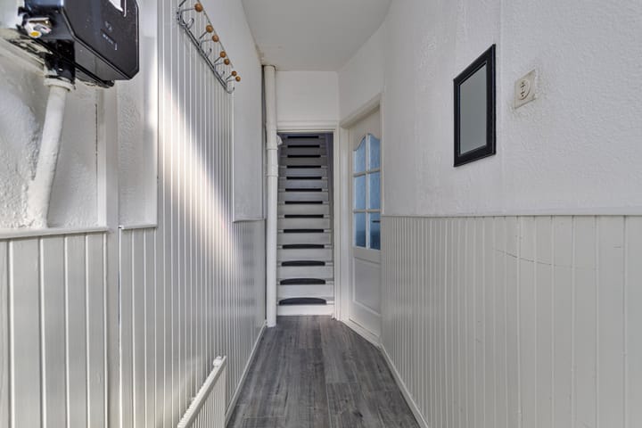 Photo 25 of De Ruyterstraat 80