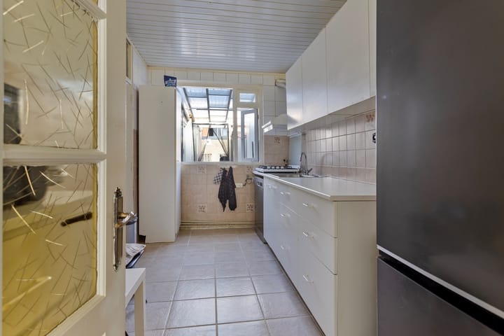 Photo 26 of De Ruyterstraat 80