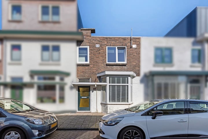 Photo 33 of De Ruyterstraat 80