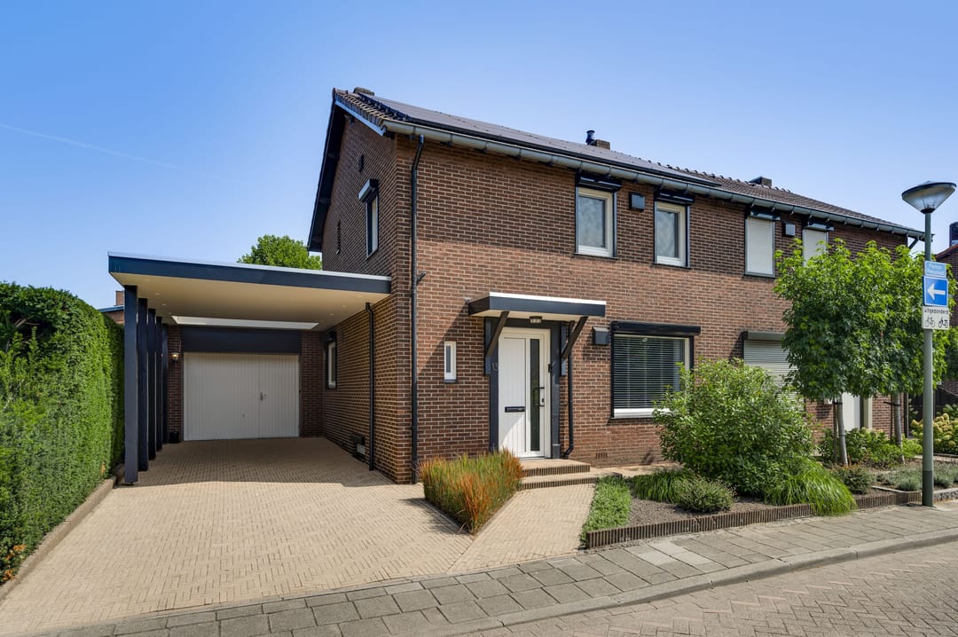 Foto 1 van Pastoor Pielsstraat 13