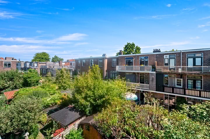 Photo 16 of Isaäk Hoornbeekstraat 31