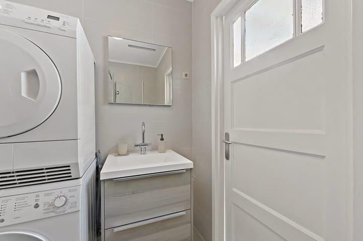 Photo 19 of Isaäk Hoornbeekstraat 31