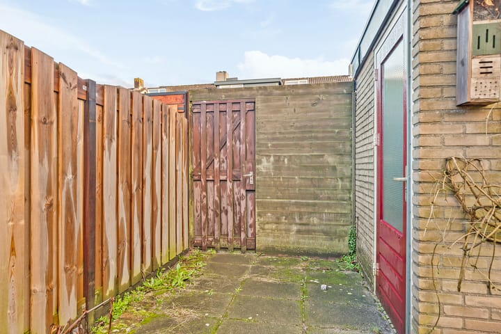 Foto 10 van Laarzenmakerstraat 16